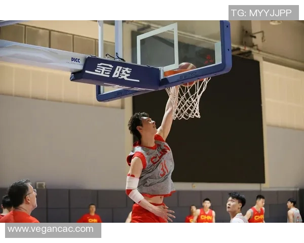 CBA精彩对决广东队迎战同曦队全场录像回放与精彩瞬间分析 CBA精彩对决广东队迎战同曦队全场录像回放与精彩瞬间分析