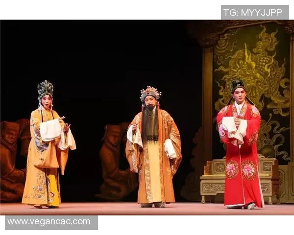 热火与勇士激战回放精彩瞬间全程回顾与分析 热火与勇士激战回放精彩瞬间全程回顾与分析