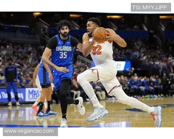 尼克斯与鹈鹕精彩对决直播全程回顾与赛后分析